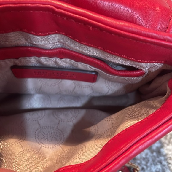 Michael Kors Red Quilted Crossbody Bag - Picture 4 of 5